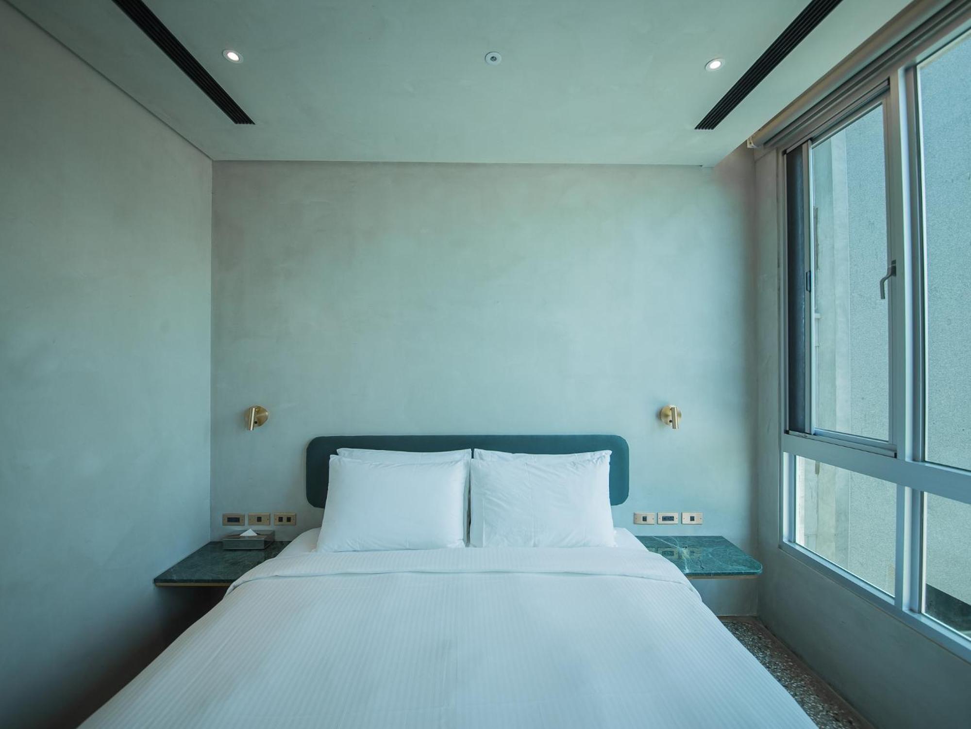 Papoa Harbor Hotel Kaohsiung Exterior photo