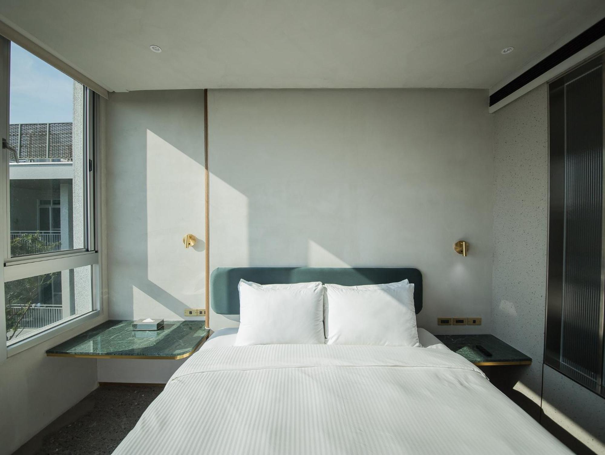 Papoa Harbor Hotel Kaohsiung Exterior photo